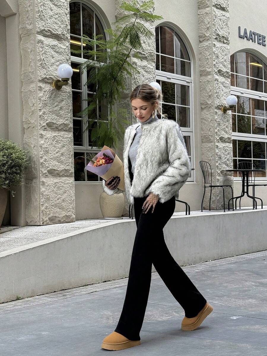 Elvomia™ Classic Faux Fur